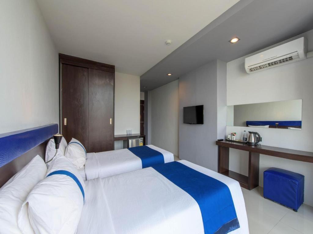 Ingtara Hotel Khon Kaen Buitenkant foto