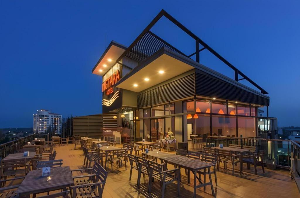 Ingtara Hotel Khon Kaen Buitenkant foto